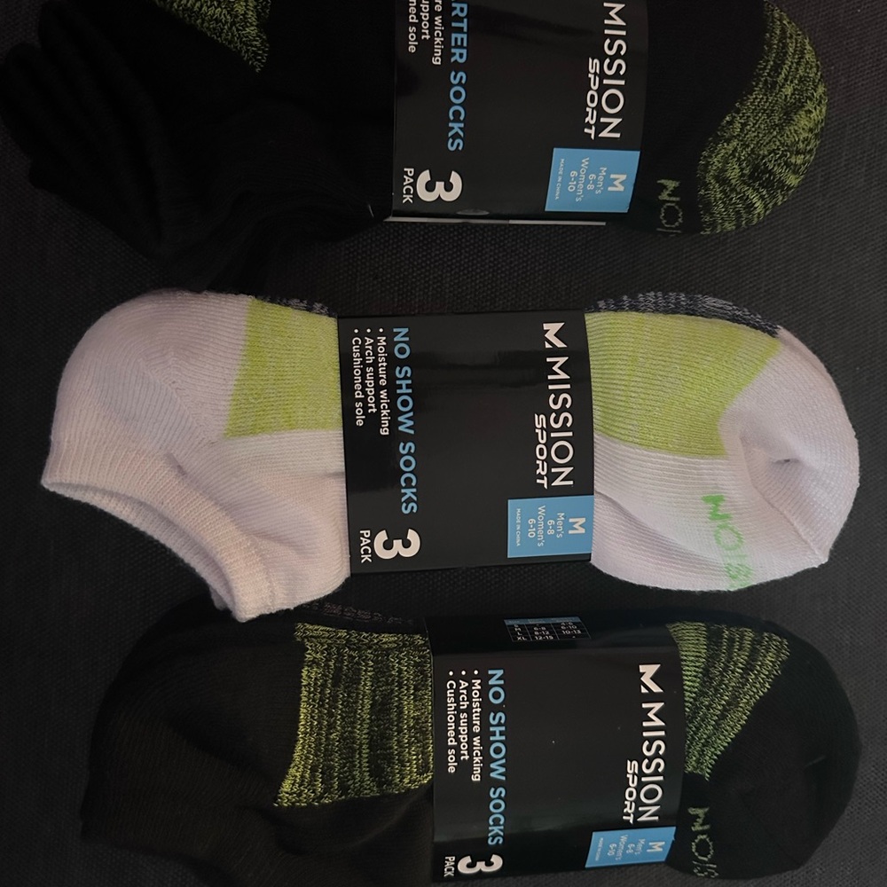 Mission Sport No Show Socks - Black, White, Green